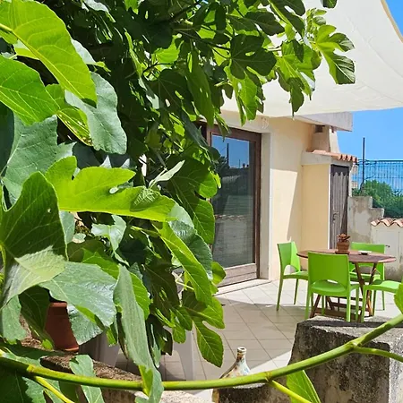 Le A Schiera Apartamento *